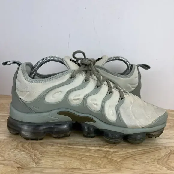 Nike Air Vapormax Plus Womens Size 8.5 Gray Green Running Shoes Sneakers - Picture 5 of 16
